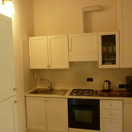 La Stanza Sui Cedri - Smart Working - Airport - Private Parking - Ducati - Philip Morris